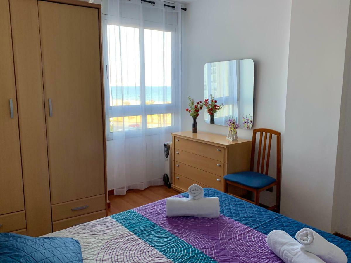 Appartamento Apartamento En Primera Linea De Mar Empuriabrava Esterno foto