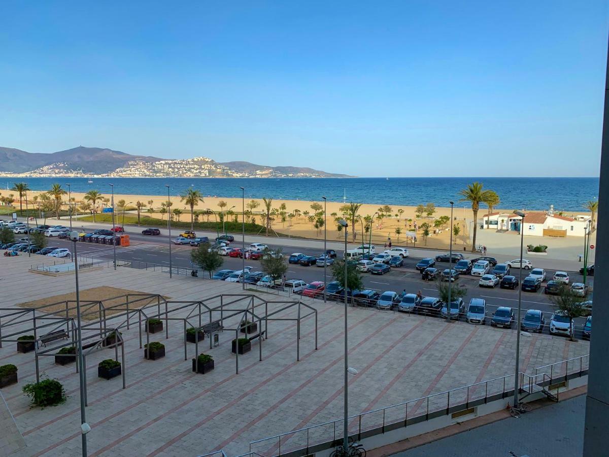 Appartamento Apartamento En Primera Linea De Mar Empuriabrava Esterno foto